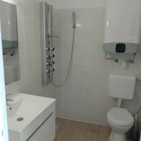 Vizparti Apartment Szantod
