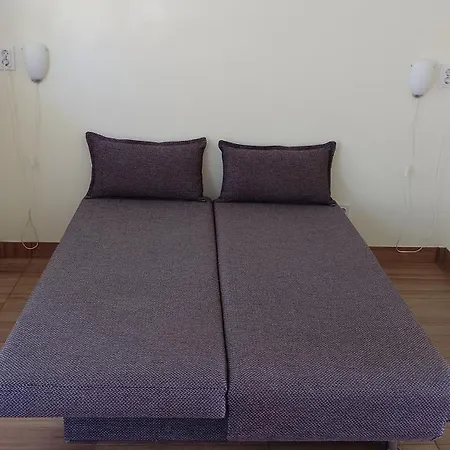 Vizparti Apartment