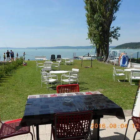 Apartment Vizparti Szantod